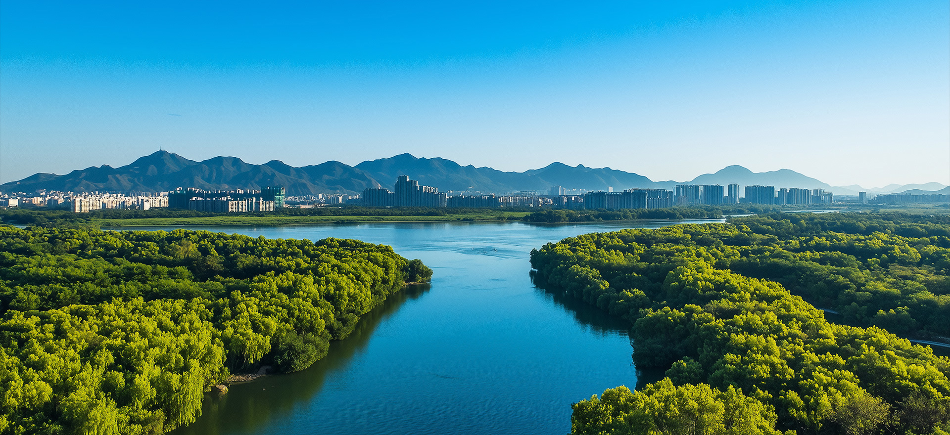 保護(hù)環(huán)境 造福人類